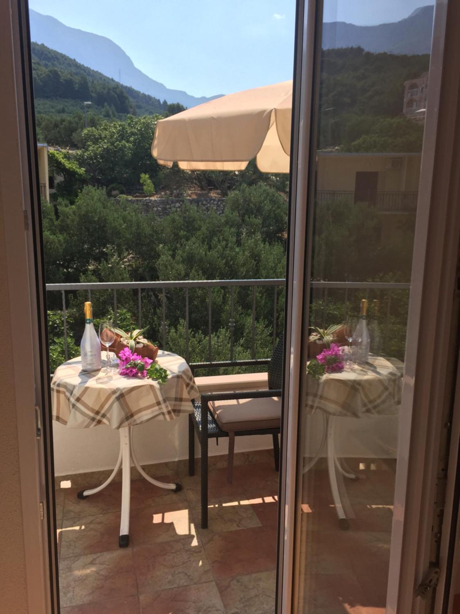 Villa Bougenvilia Tomas Tučepi 部屋 写真