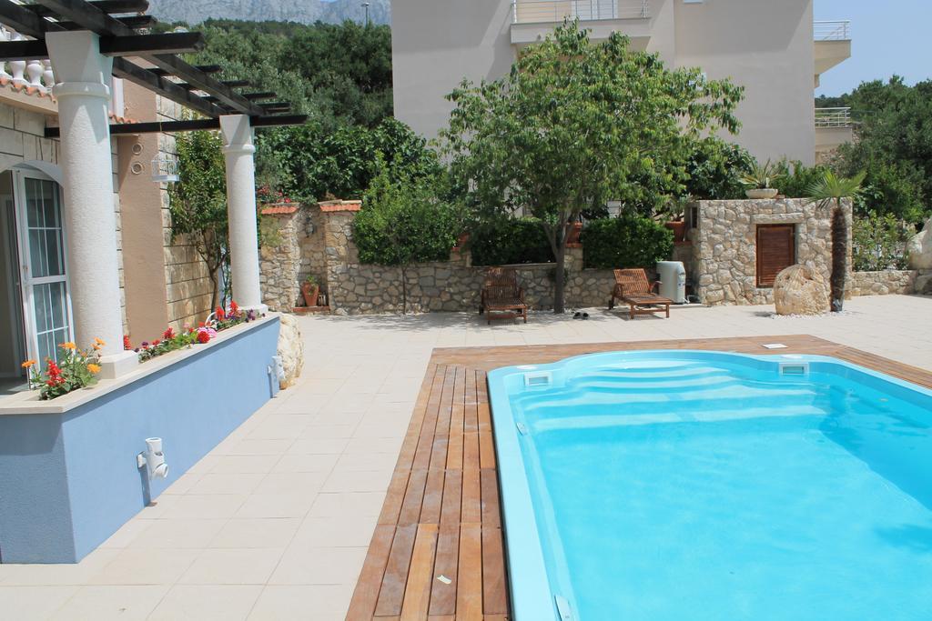 Villa Bougenvilia Tomas Tučepi 部屋 写真